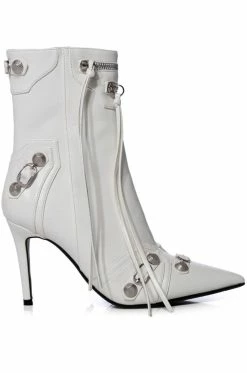 AZALEA WANG BROOKLYN PU BOOTIE IN WHITE