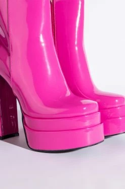 AZALEA WANG CANDY PAINT CHUNKY PLATFORM BOOTIE IN FUCHSIA -Azalea Wang store azalea wang candy paint chunky platform bootie in fuchsia fuchsia 6 6